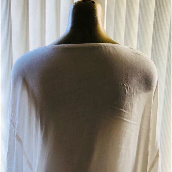 Fabulous Lightweight White Angel Sleeve Caftan Resort Cruise Blouse Size Large - Picture 5 of 10